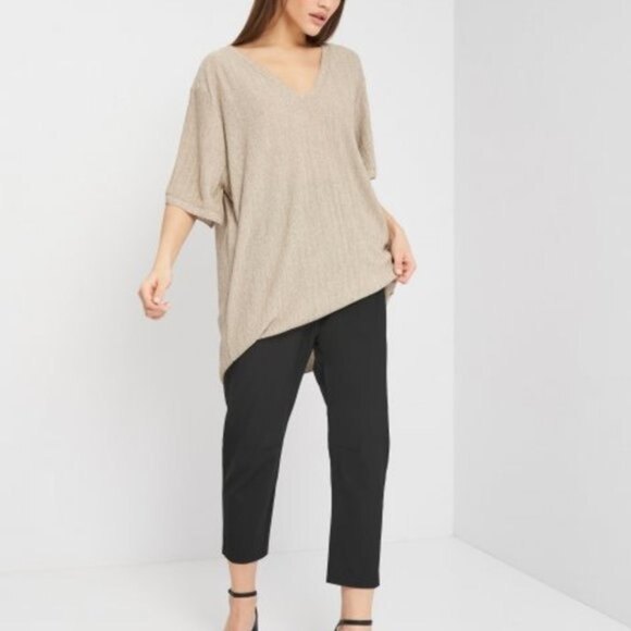 Zara Textured V-Neck Short Sleeve Oversized Top (NWT) - Picture 3 of 5